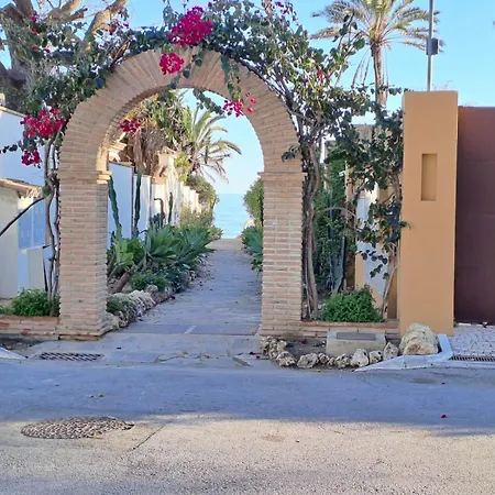 Noctua Pool&beach 013 * Estepona