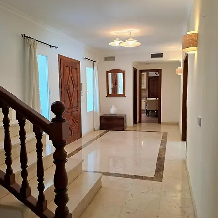 Noctua Pool&beach 013 *