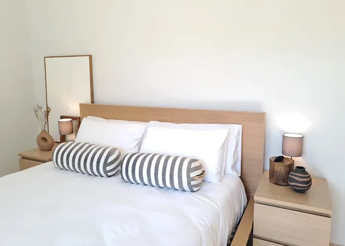 빌라 Noctua Pool And 013 에스테포나