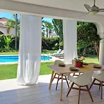 Noctua Pool And 013 Villa *