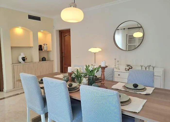 Noctua Pool And 013 Villa Estepona