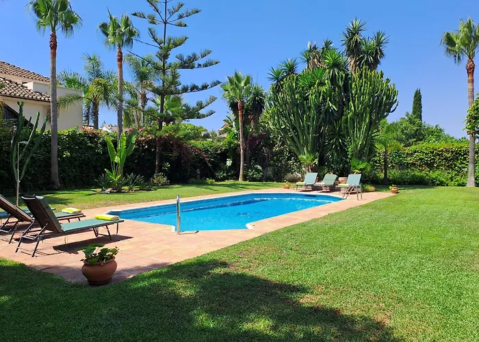 Noctua Pool And 013 Villa *