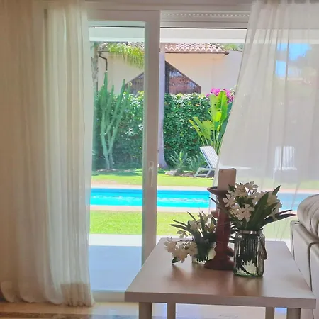 Noctua Pool And 013 * Estepona