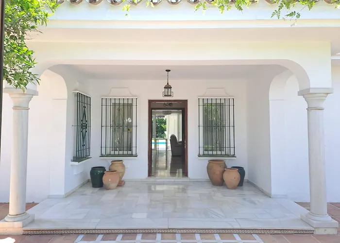 Noctua Pool And 013 Villa